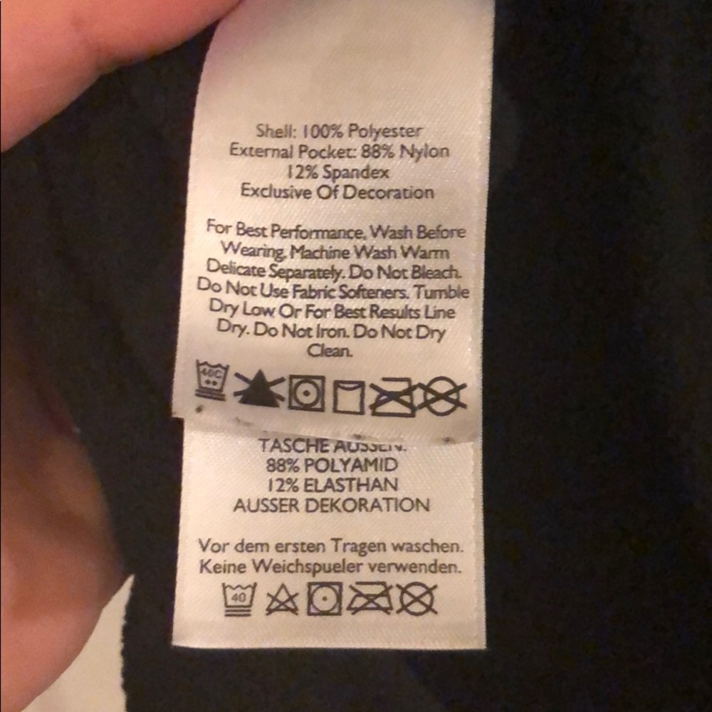 Fleece - Picture 5 of 5